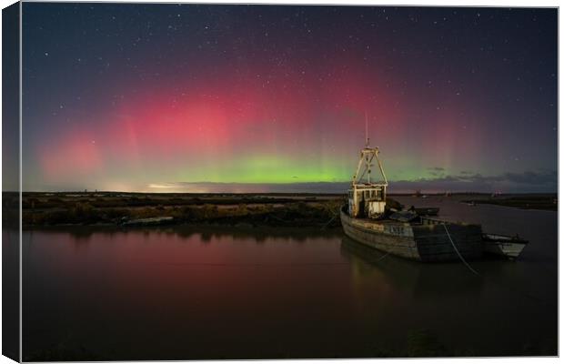 The Northern lights over Brancaster Staithe harbour Canvas Print by Gary Pearson