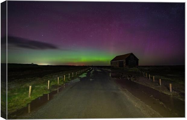 Northern lights over the old coal barn at Thornham  Canvas Print by Gary Pearson
