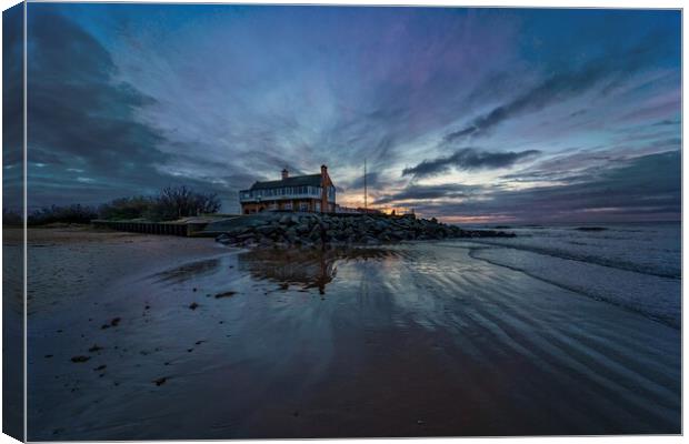 Brancaster beach at sunset  Canvas Print by Gary Pearson