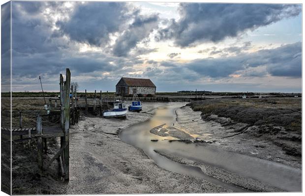 The old coal store, Thornham Canvas Print by Gary Pearson