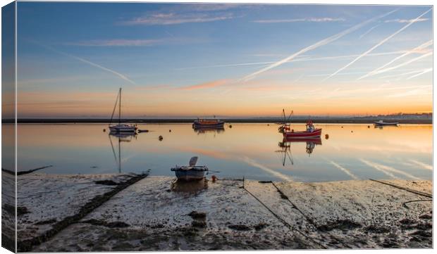 Sunrise over Wells-next-the-Sea Canvas Print by Gary Pearson