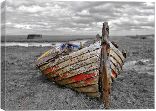 The old boat wreck - Burnham Norton Canvas Print by Gary Pearson