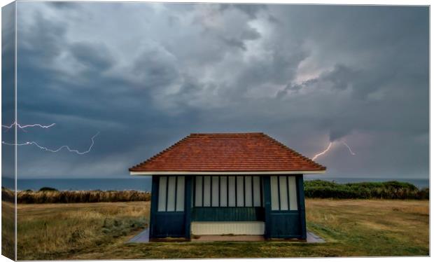 A storm out at sea - Hunstanton  Canvas Print by Gary Pearson
