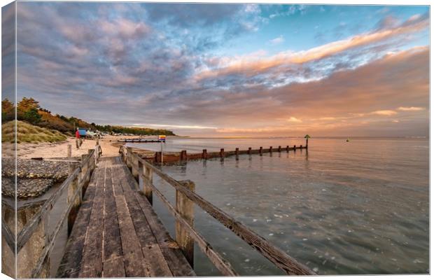 Colours of sunrise - Wells-next-the-Sea  Canvas Print by Gary Pearson
