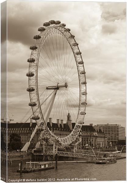 London Eye, London, England Canvas Print by stefano baldini