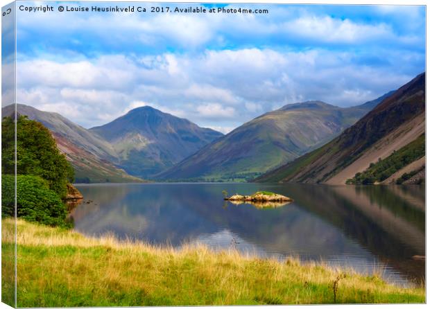 Wast Water with Great Gable and Lingmell, Lake Dis Canvas Print by Louise Heusinkveld