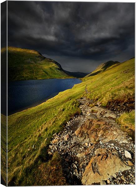 Grisedale pass Canvas Print by Robert Fielding
