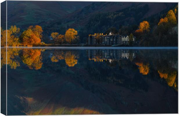 Daffodil hotel reflection grasmere Canvas Print by Robert Fielding