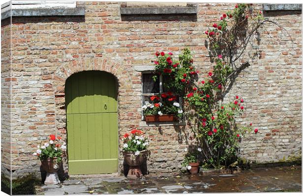 Country Courtyard Canvas Print by Ben Robinson