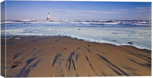 Rattray Head Lighthouse Canvas Print by Linda Somers