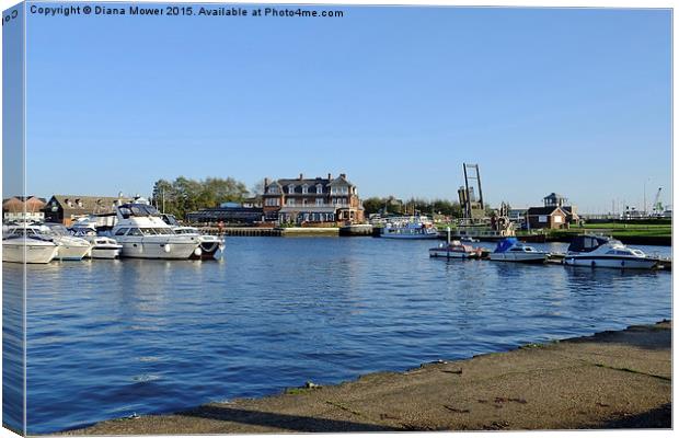  Oulton Broad Suffolk Canvas Print by Diana Mower