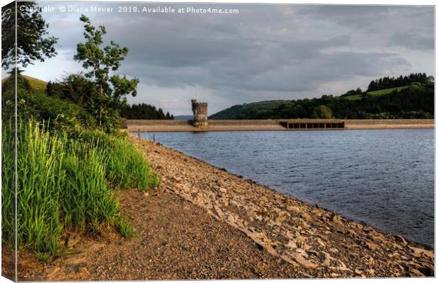 Early Evening, Llwyn-on Reservoir Canvas Print by Diana Mower