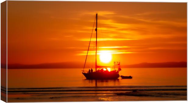 Yacht Sunset Canvas Print by paul lewis