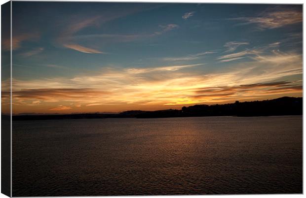 Torquay Sunset 3 Canvas Print by Louise Wagstaff