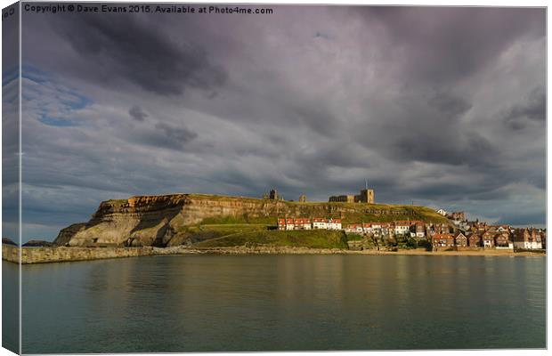  Whitby Town Canvas Print by Dave Evans