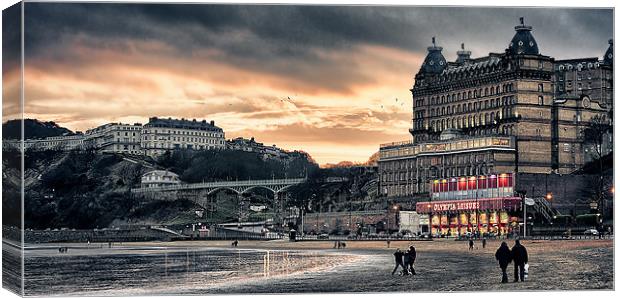 Golden Dusk at Scarborough Canvas Print by Craig Mansell