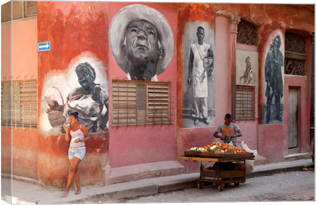 murals in Havana Canvas Print by peter schickert
