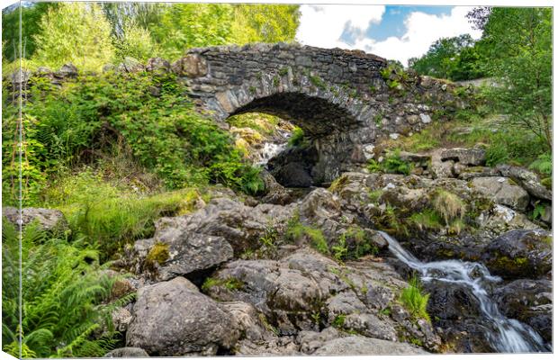 Ashness Bridge Canvas Print by peter schickert