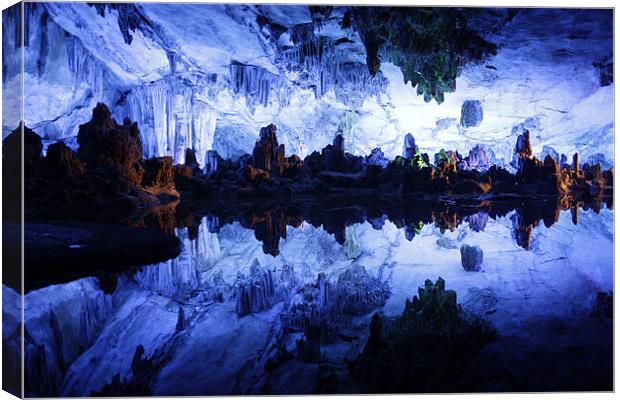 Reed Flute Cave in Guilin, China Canvas Print by peter schickert