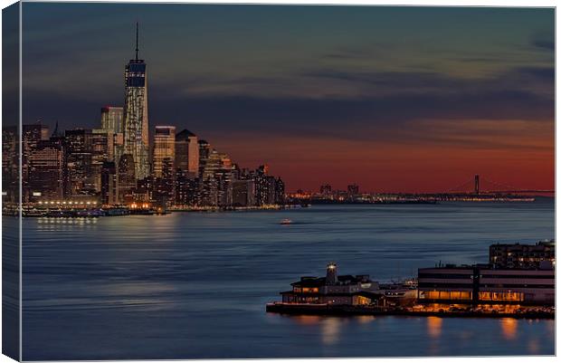 Freedom Tower Sunset Canvas Print by Susan Candelario
