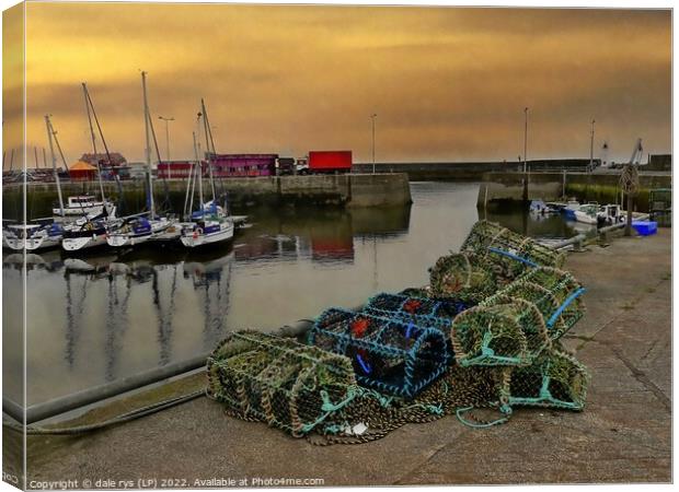 ANSTRUTHER Canvas Print by dale rys (LP)