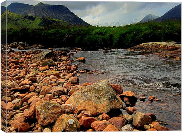  GLEN ETIVE   Canvas Print by dale rys (LP)