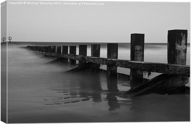 Long exposure of Groyne at Aberdeen Beach Canvas Print by Michael Moverley