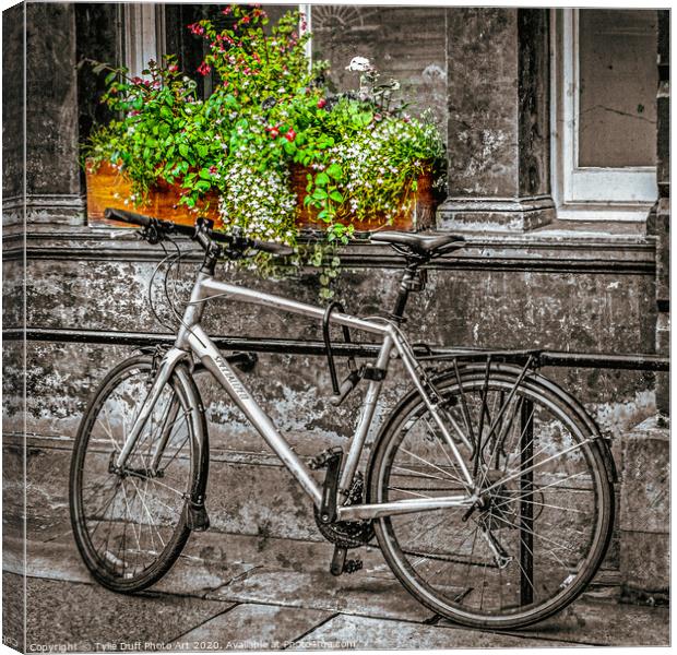 Bicycle In Edinburgh Old Town Canvas Print by Tylie Duff Photo Art