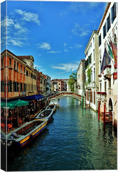 Venice Canal Canvas Print by Liam Dobson