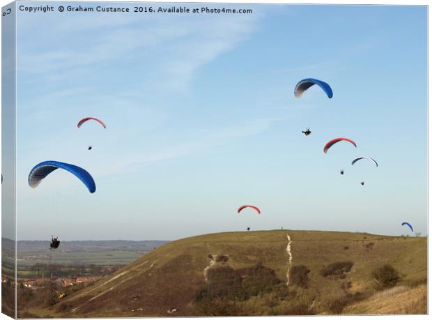 Paragliding at Dunstable Downs Canvas Print by Graham Custance
