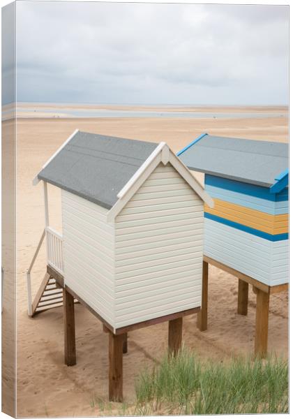 Wells-next-the-Sea beach huts Canvas Print by Graham Custance