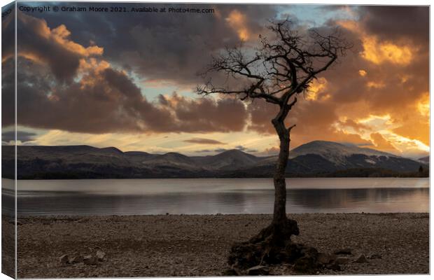 Milarrochy Bay sunset Canvas Print by Graham Moore