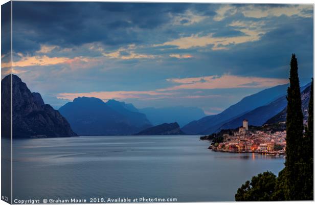 Malcesine in the evening Canvas Print by Graham Moore