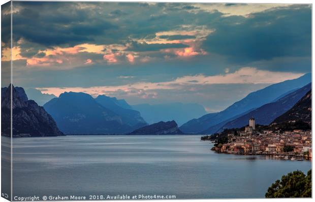 Malcesine sunset Canvas Print by Graham Moore