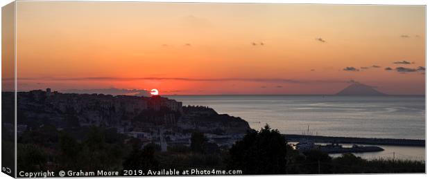 Tropea sunset panorama Canvas Print by Graham Moore
