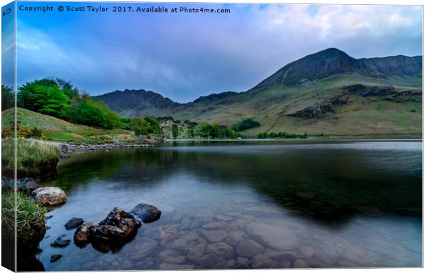 Buttermere, English Lake District Canvas Print by Scott Taylor