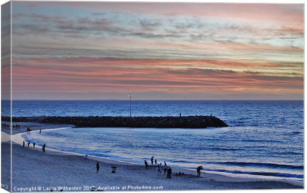 Cottesloe Sunset Canvas Print by Laura Witherden