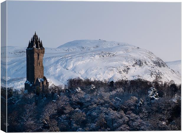 Wallace Monument & Dumyat, Stirling, Scotland Canvas Print by Louise Bellin