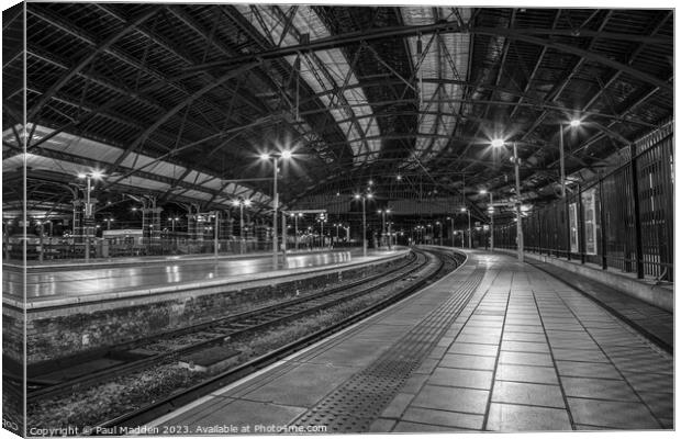 Lime Street Liverpool Canvas Print by Paul Madden