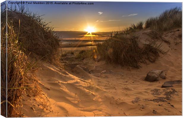 Through the dunes and to the sea Canvas Print by Paul Madden