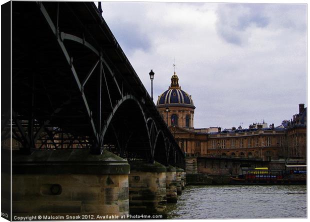 Bridge over the River Seine Canvas Print by Malcolm Snook