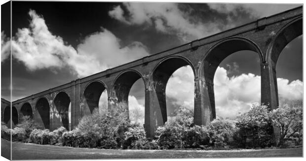 Conisbrough Viaduct Canvas Print by Darren Galpin