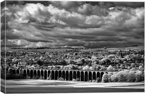 Penistone Viaduct and Town Canvas Print by Darren Galpin