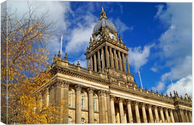 Leeds Town Hall  Canvas Print by Darren Galpin