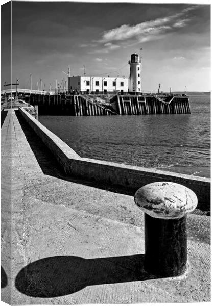 Scarborough Lighthouse North Yorkshire  Canvas Print by Darren Galpin
