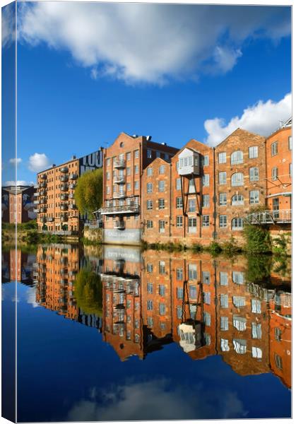 Calls Landing, Leeds, West Yorkshire Canvas Print by Darren Galpin