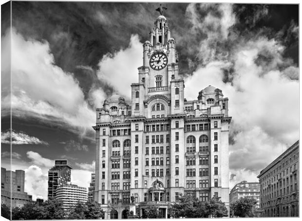 Royal Liver Building Canvas Print by Darren Galpin
