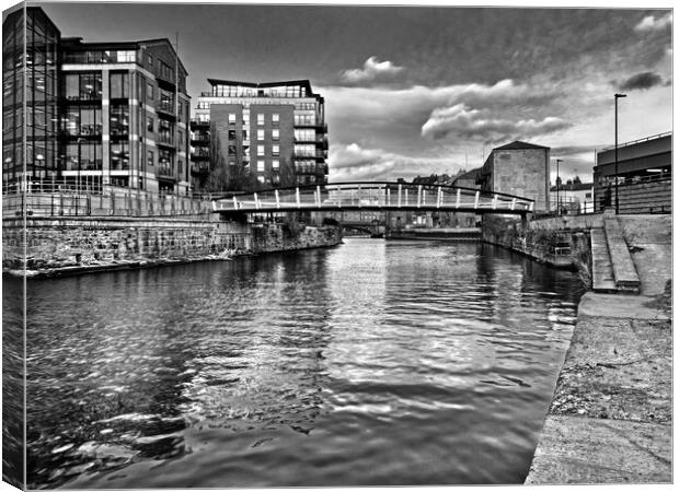 David Oluwale Bridge and River Aire, Leeds  Canvas Print by Darren Galpin