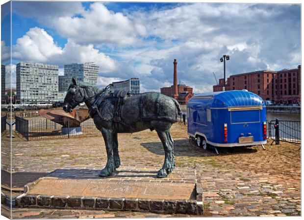 The Working Horse Monument, Liverpool Canvas Print by Darren Galpin