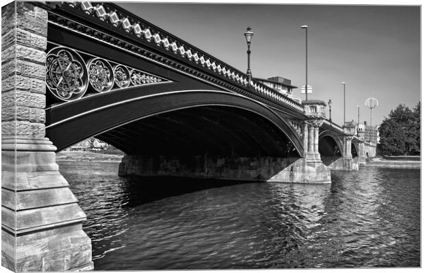 Trent Bridge Nottingham Canvas Print by Darren Galpin